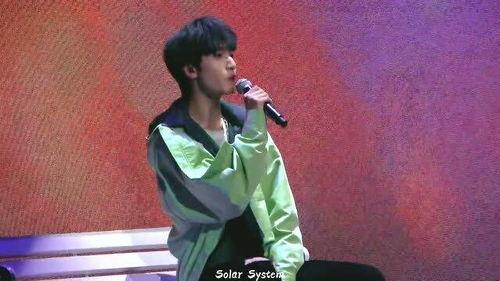 严浩翔恋情爆料最新消息,神秘女友身份揭晓，细节揭秘引热议  第1张